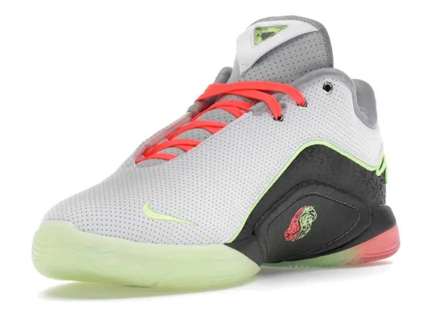 Nike LeBron 22 Moonlight (semelle extérieure translucide)