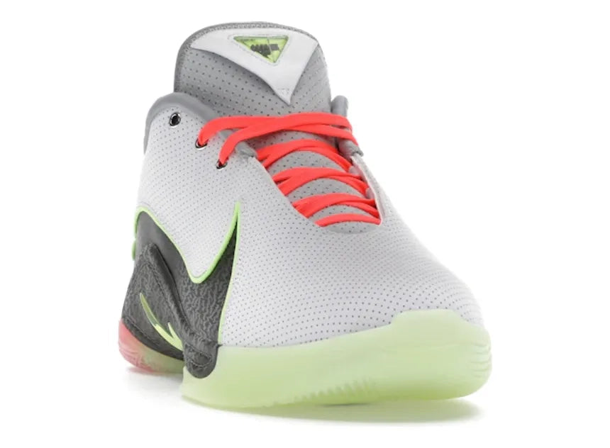 Nike LeBron 22 Moonlight (semelle extérieure translucide)