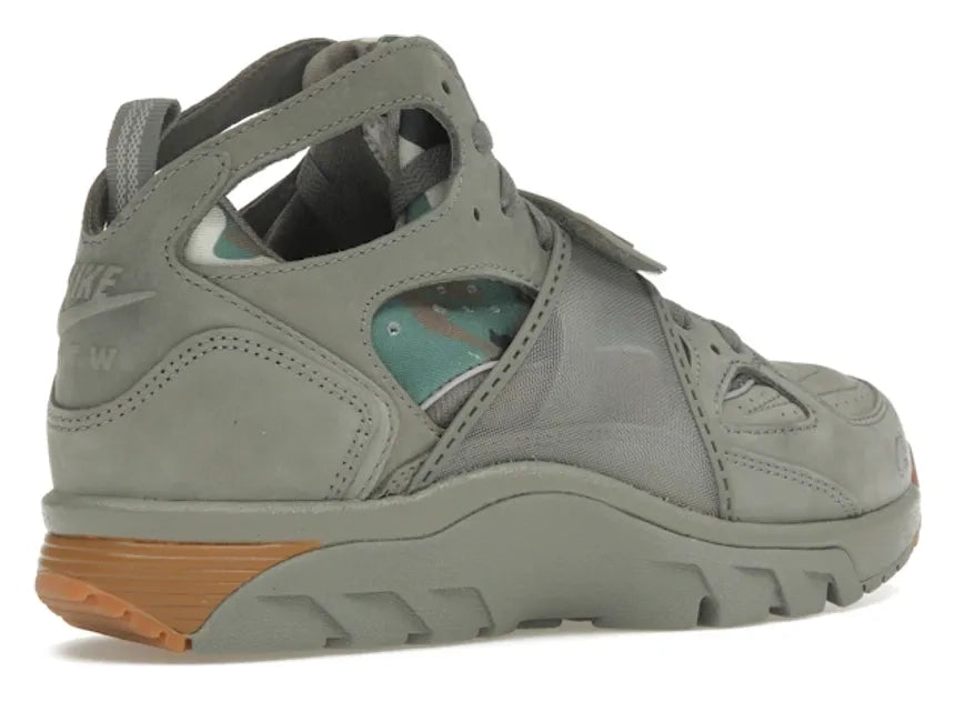 Nike Air Trainer Huarache Corteiz Gully Grey