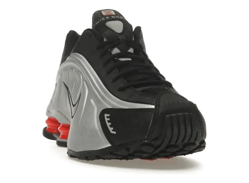 Nike Shox R4 Black Metallic Silver (2025)