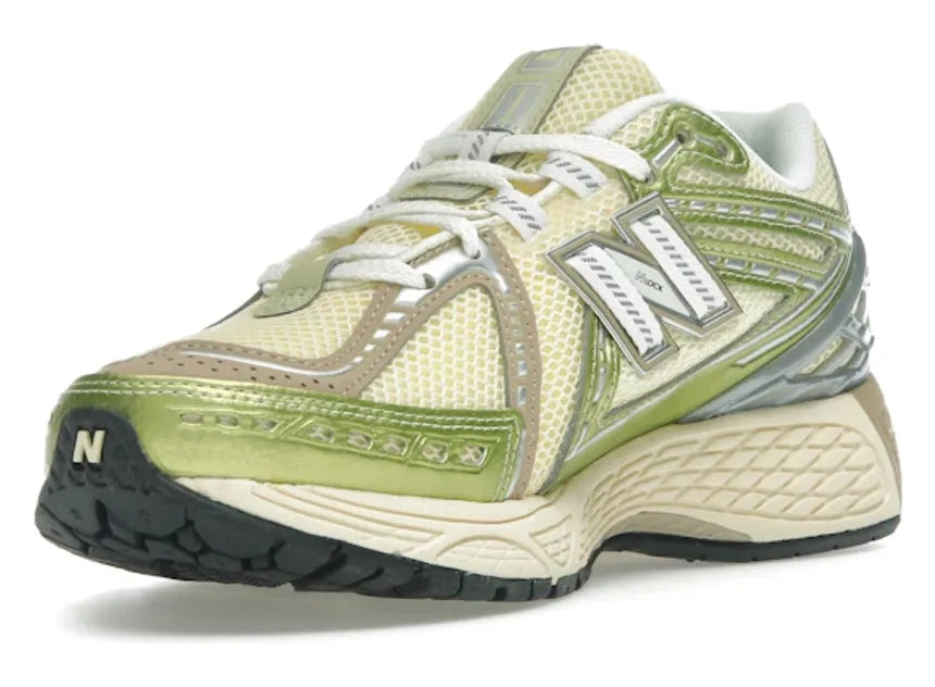 New Balance 1906R Yellow Parchment
