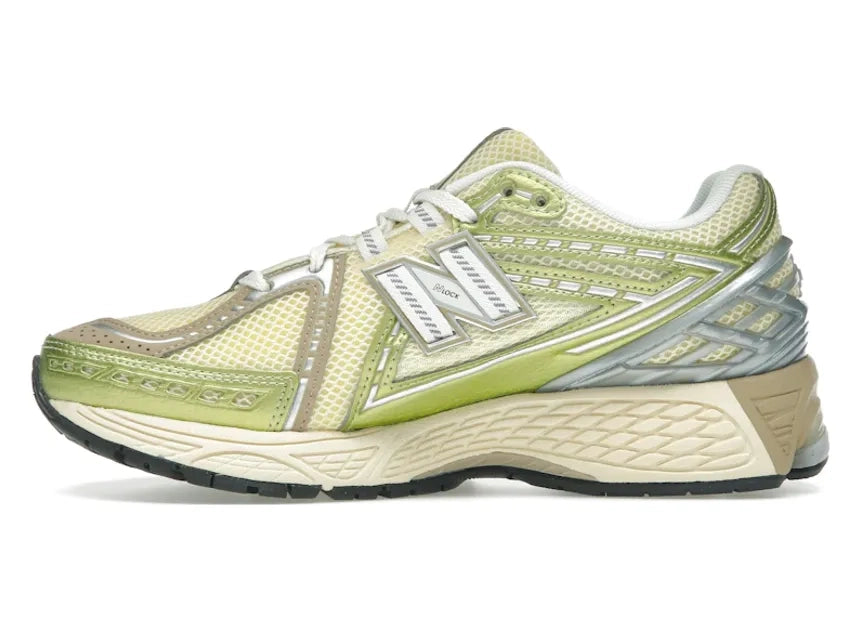 New Balance 1906R Yellow Parchment