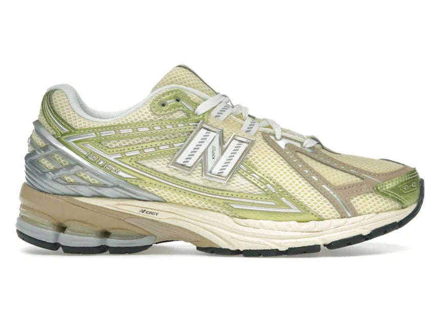 New Balance 1906R Yellow Parchment
