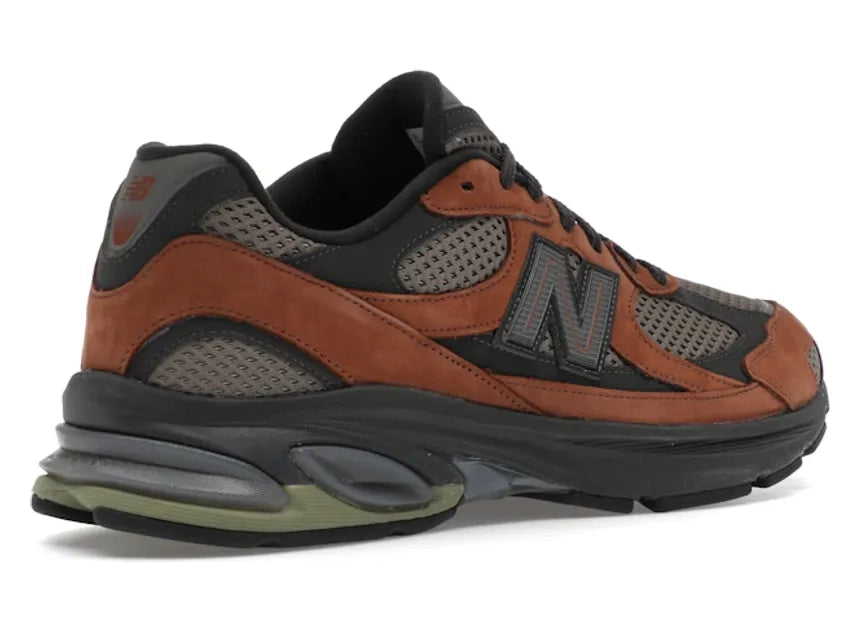 New Balance 2010 Brown