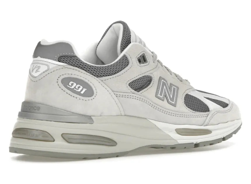 New Balance 991v2 MiUK Nimbus Cloud