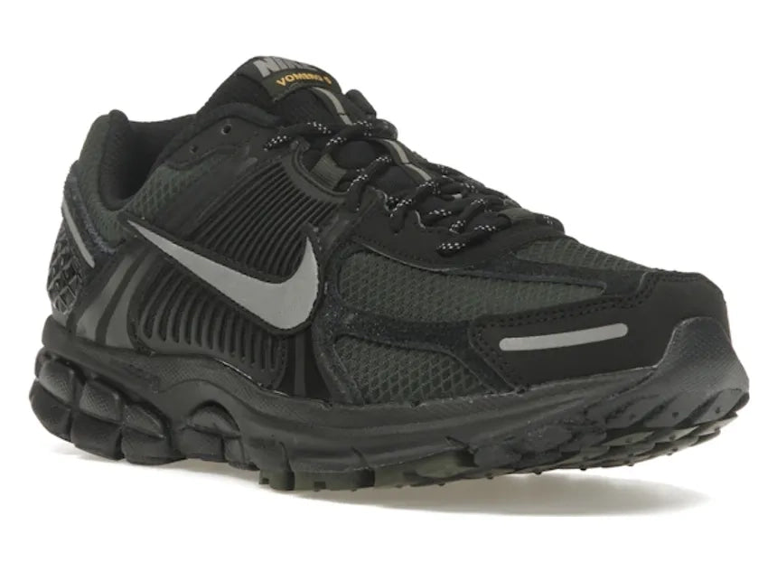 Nike Zoom Vomero 5 Black Sequoia