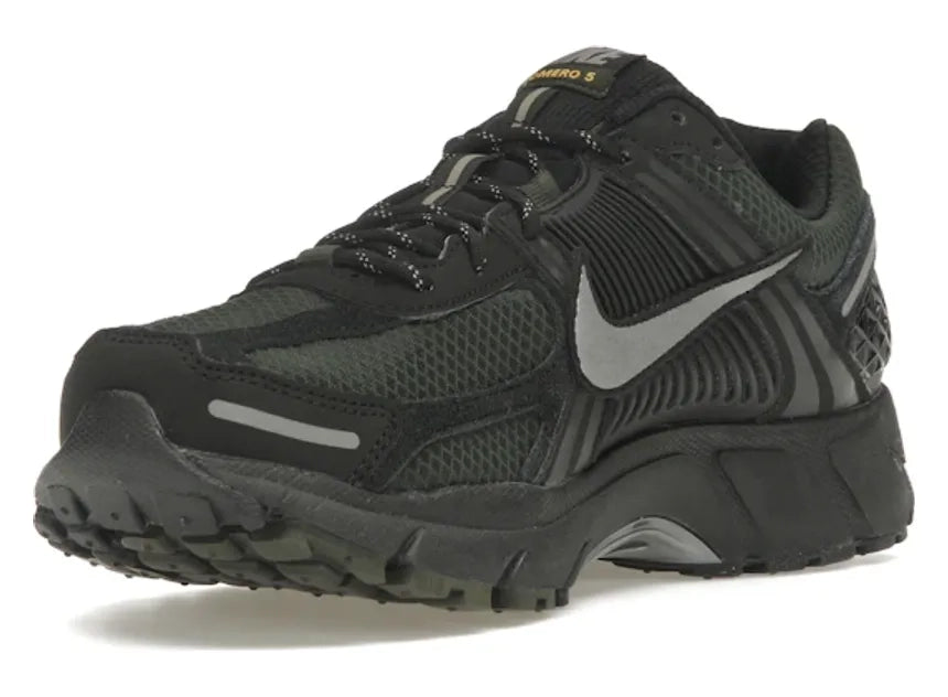 Nike Zoom Vomero 5 Black Sequoia